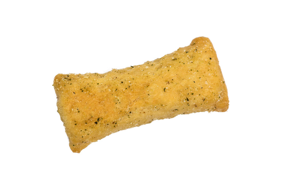 Crisps with cheese and pesto 1